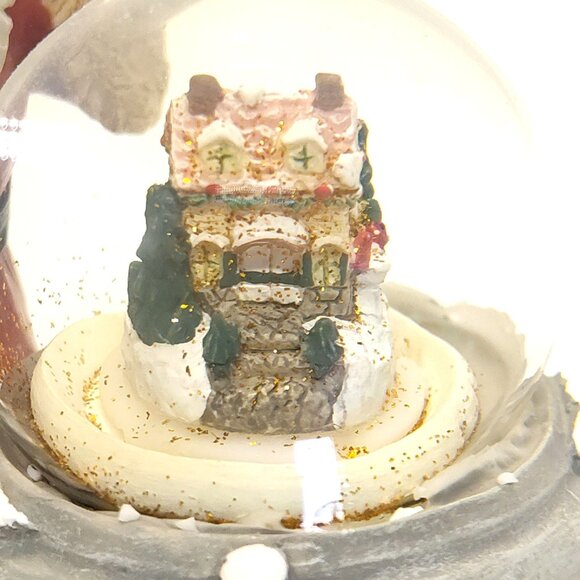 Pfaltzgraff Winterberry Santa Musical Snow Globe Play I'll Be Home For Christmas - Picture 8 of 13